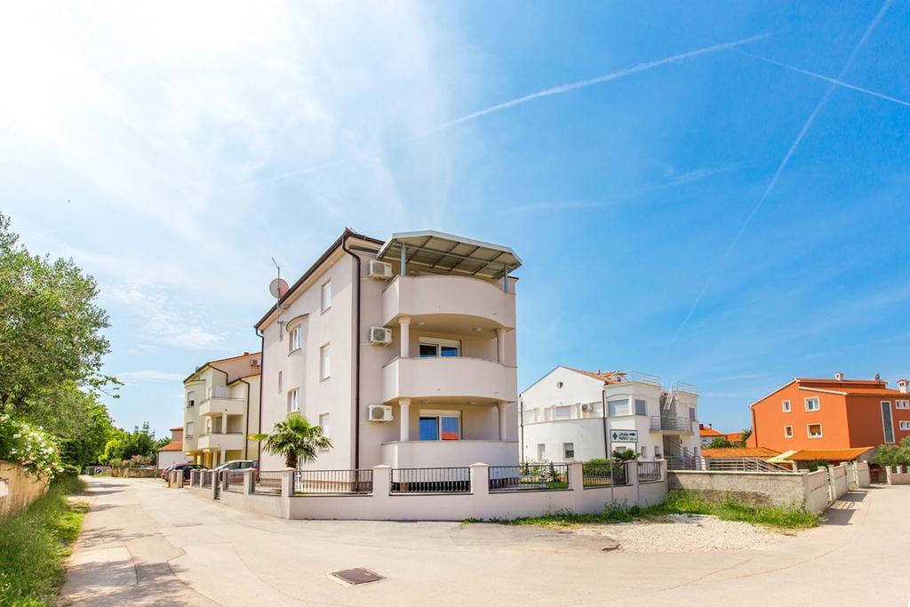 Apartments Tomo Medulin Bagian luar foto